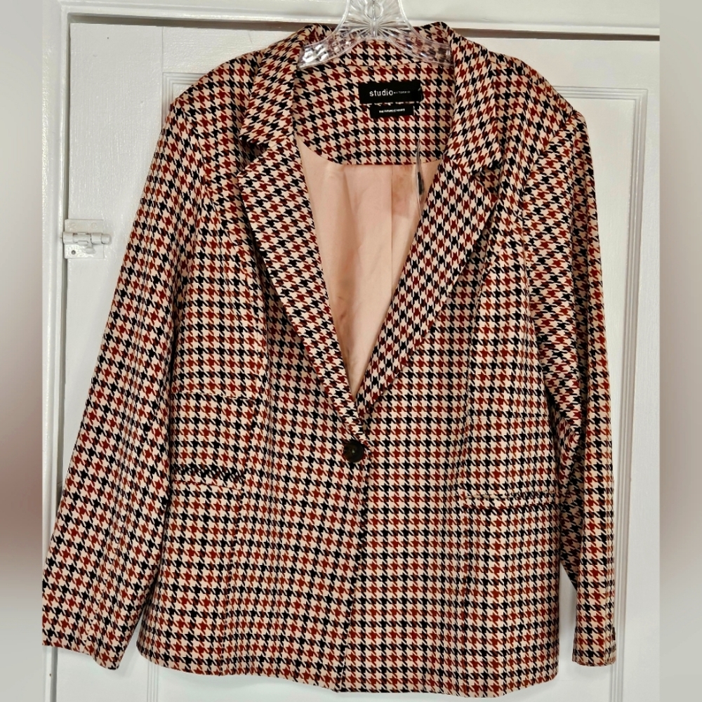 Torrid Studio Tan Houndstooth Blazer